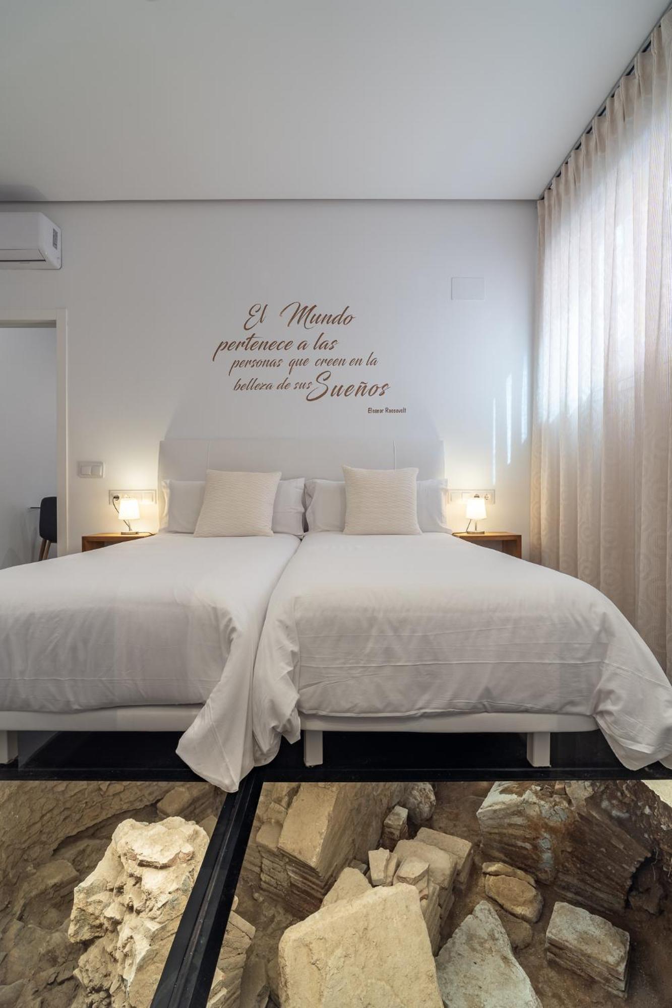 Cmdreams Gold- Apartamentos Turisticos Con Ruinas Romanas En El Centro De Меріда Екстер'єр фото