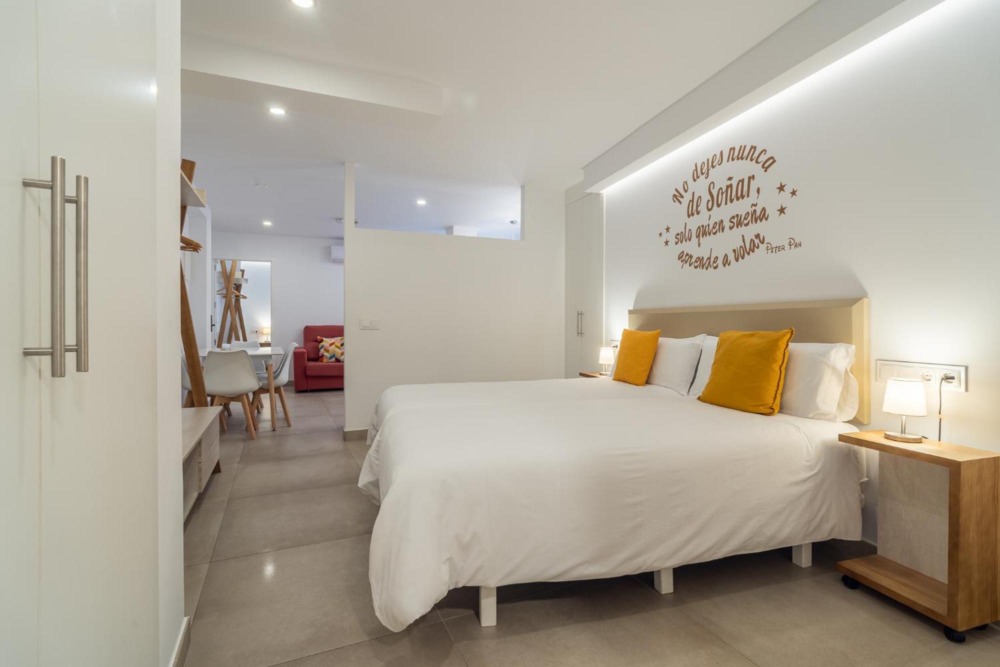Cmdreams Gold- Apartamentos Turisticos Con Ruinas Romanas En El Centro De Меріда Екстер'єр фото